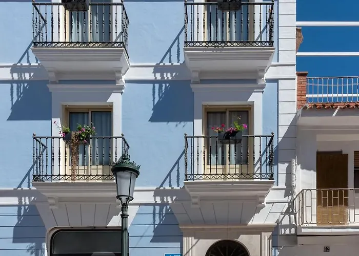 Balcones De Нерха